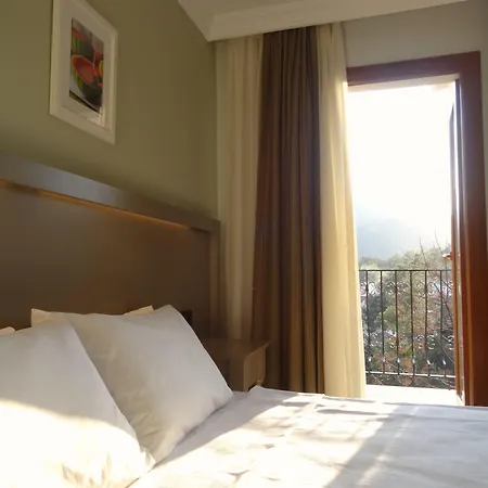 Pine Valley Олудениз