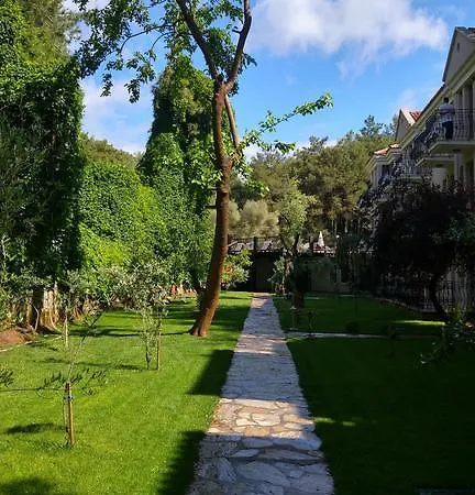 Pine Valley Отель Олудениз