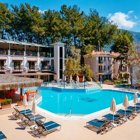 Pine Valley 4* Öludeniz