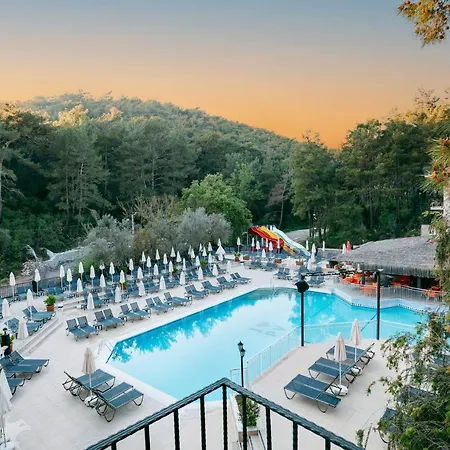 Ξενοδοχείο Pine Valley