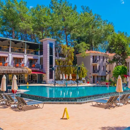 Hotell Pine Valley 4*