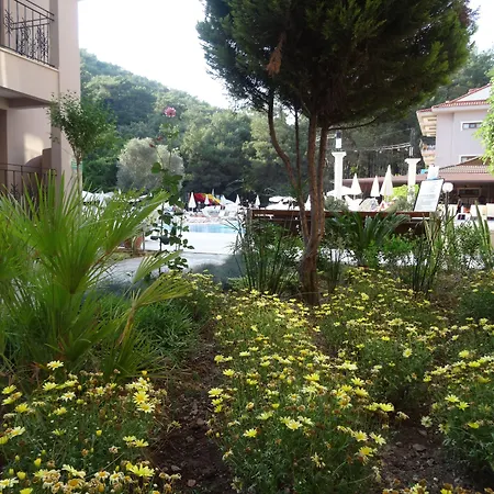Pine Valley 4* Öludeniz