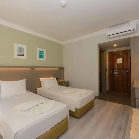بن فالي أولودينيز 4*