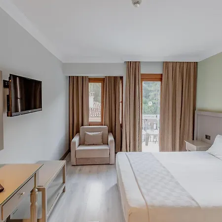 Pine Valley Hotell