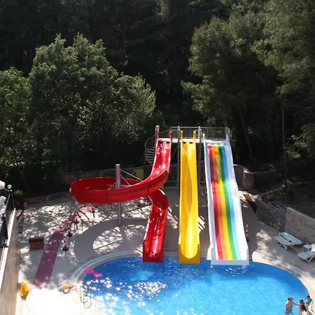 Pine Valley Hotell Öludeniz