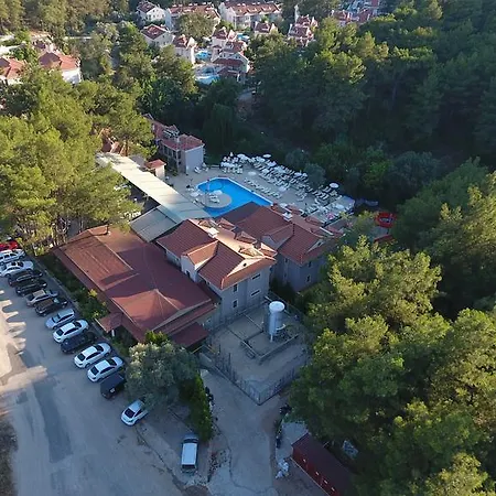 Hotell Pine Valley 4*