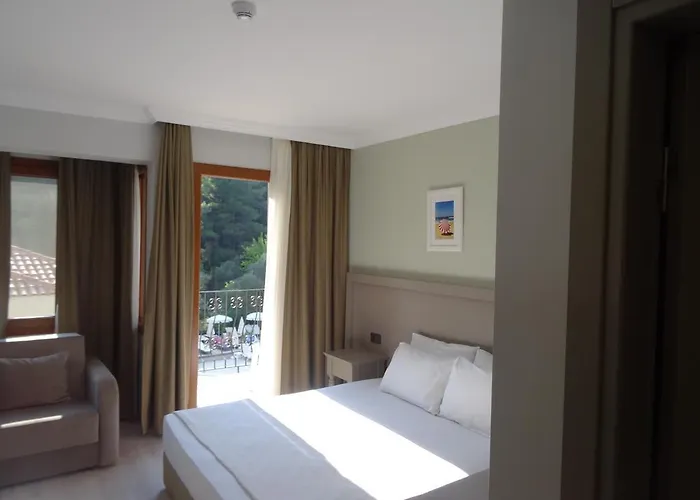 Pine Valley 4* אולודניץ