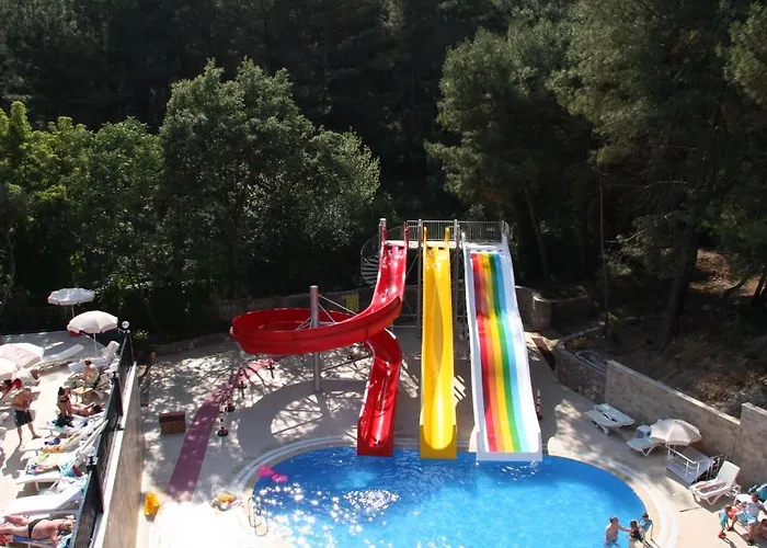 Pine Valley מלון אולודניץ